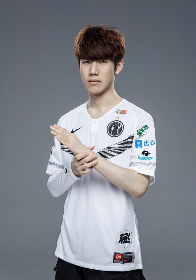 组合一度让 组合一度让