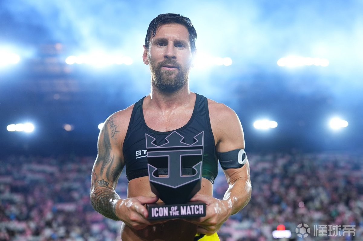 他继续保持 他继续保持